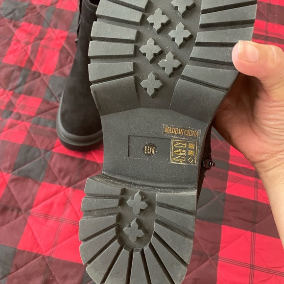 Luoika 8.5 Extra Wide New - Picture 2 of 4